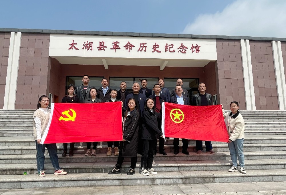 1680250532214158.jpg 5560e96e50c397784311992c859bc25.jpg